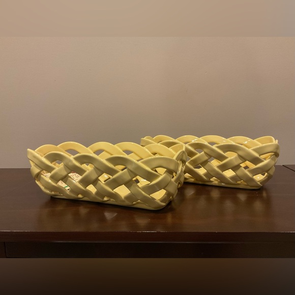 2 Fabulous Yellow Lattice Italian Ceramic Bowls Dishes - Picture 2 of 7